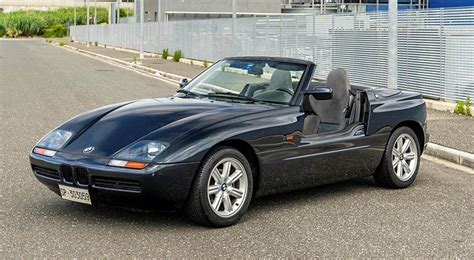 BMW Z1 con sus puertas abatibles