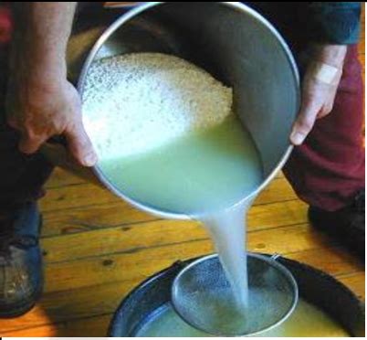 Proceso de separación de suero y grasa de la nata cortada