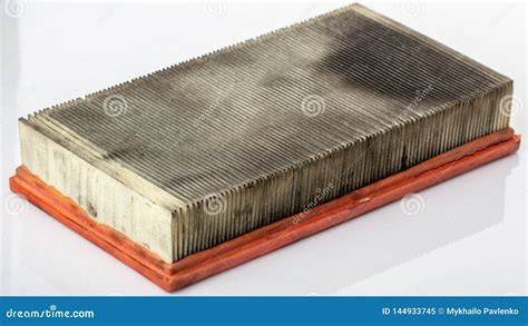 Filtro de aire sucio en un electrodoméstico