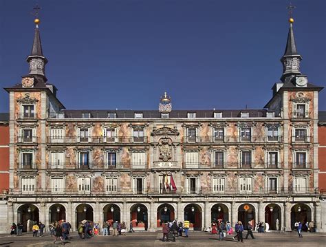 Fachada de la Casa de la Panadería en la Plaza Mayor de Madrid