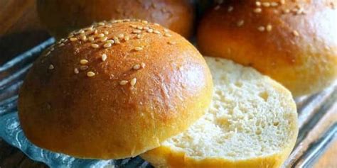 Pan de hamburguesa Dukan recién hecho