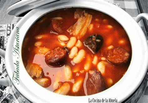Cazuela de fabada asturiana en cocción lenta