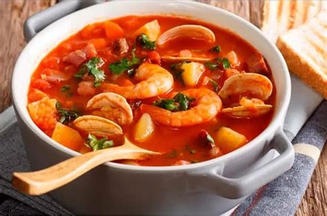 Sofrito para sopa de mariscos