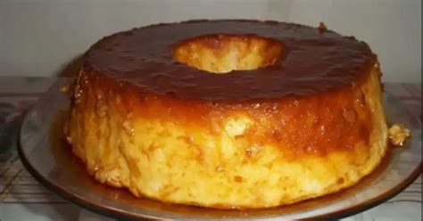 Budín de pan con flan