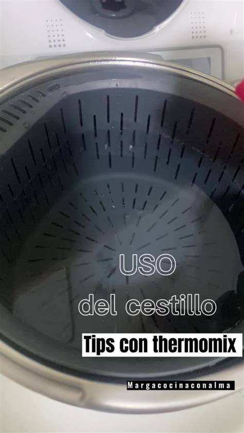 Esquema de las piezas de la Thermomix (cestillo y Varoma) usadas para escurrir pasta