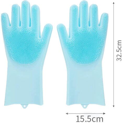Guantes y cepillo suave para la limpieza de moldes