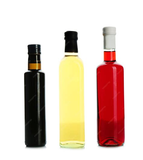 Botellas de diferentes tipos de vinagre