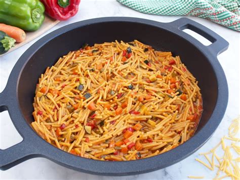 Guiso de fideos y verduras sin tomate