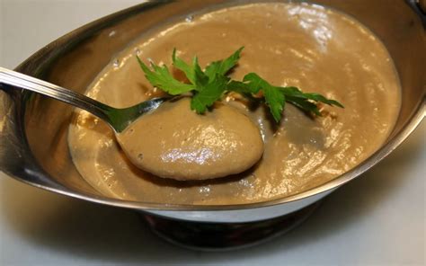Ingredientes para salsa de ceps