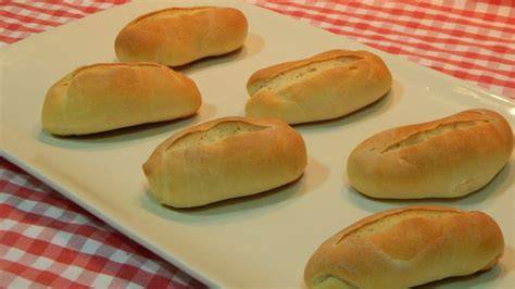 Pulguitas de pan variadas con diferentes rellenos