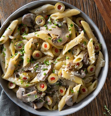 Pasta cremosa con champiñones
