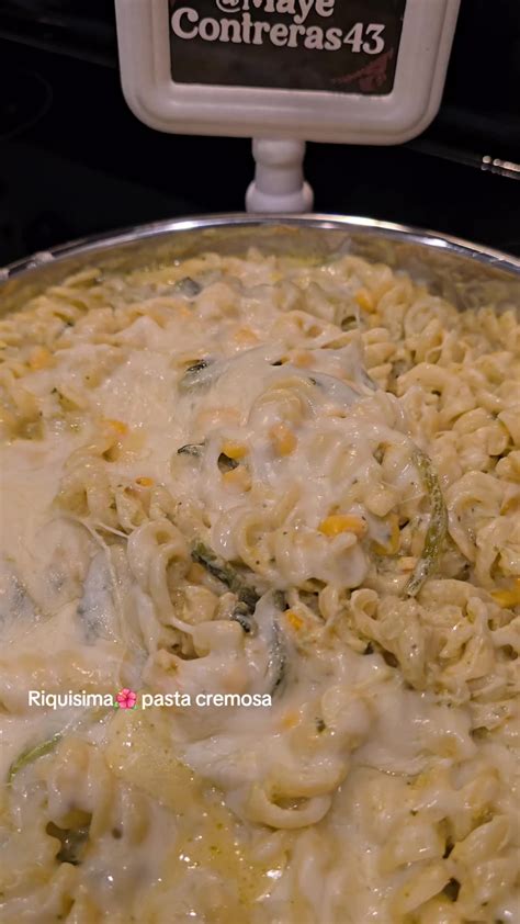 Pasta cremosa con chiles poblanos