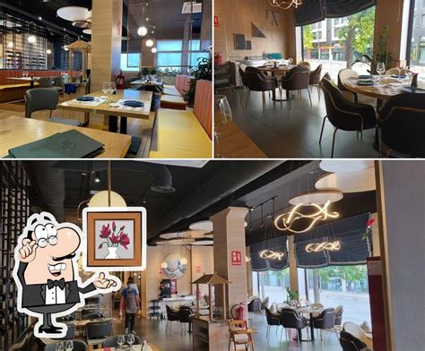 Interior moderno y espacioso de Worldeli Sushi & Grill
