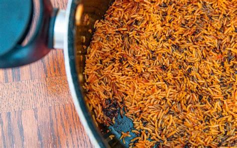 Esquema de trucos caseros para eliminar olor y sabor a quemado del arroz