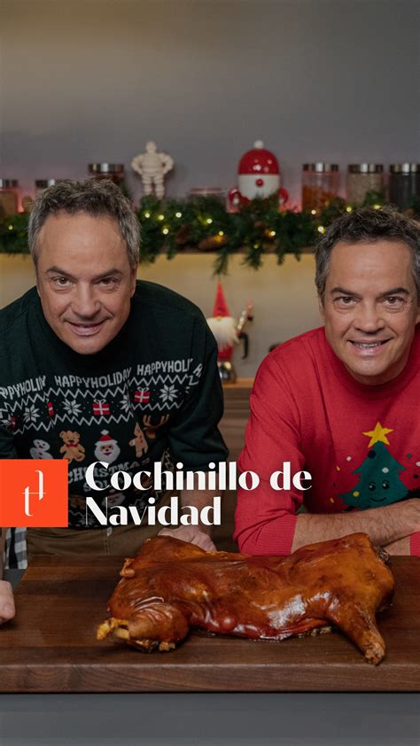 Cochinillo asándose con la piel hacia arriba