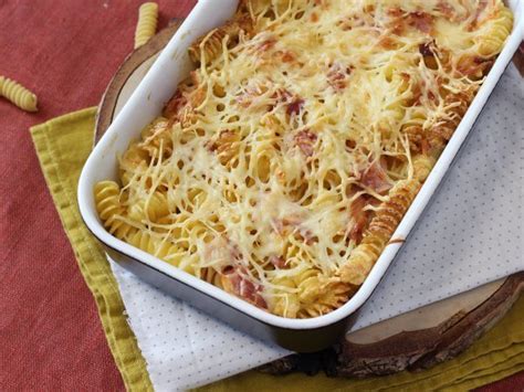 Pasta gratinada con queso en freidora de aire