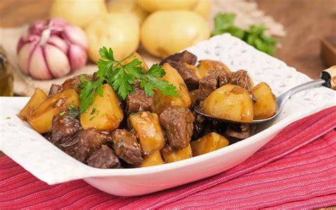 Olla a presión con carne asada