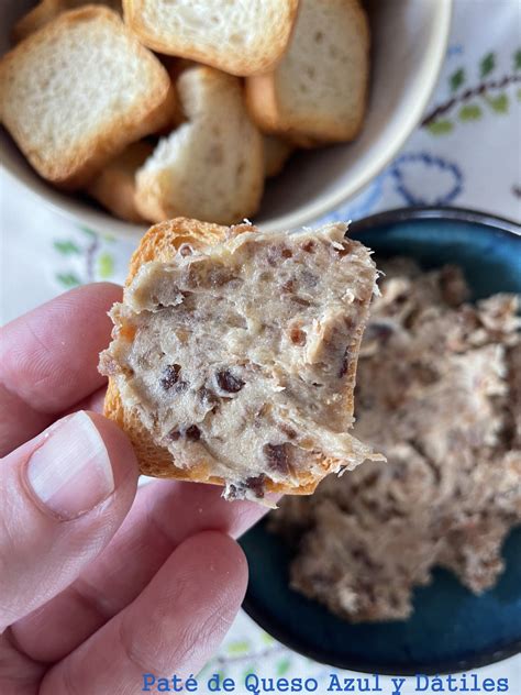 Ingredientes para paté de queso azul y dátiles
