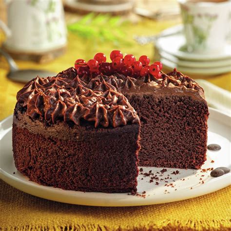 Ideas para decorar un bizcocho de chocolate