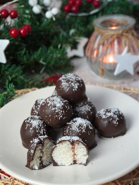 Bolitas de coco y chocolate sin lactosa