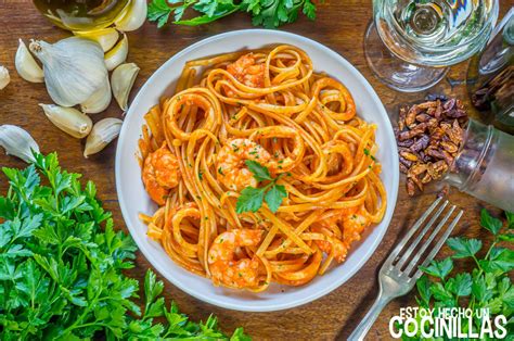 Linguini frutti di mare con gambas y calamares