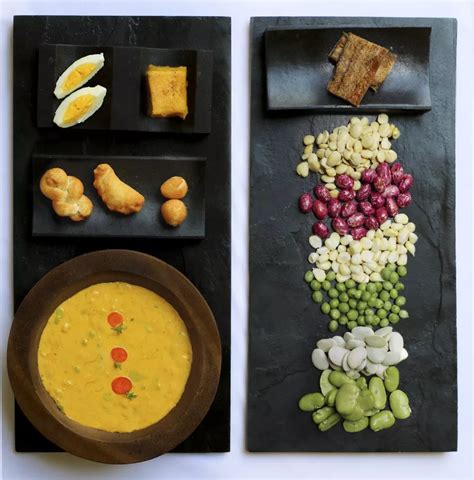 Ingredientes frescos de la fanesca listos para cocinar