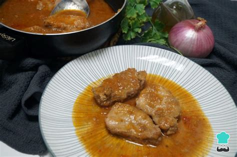 Solomillo cocinándose en la salsa
