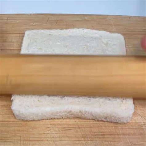 Preparación del pan de molde con rodillo