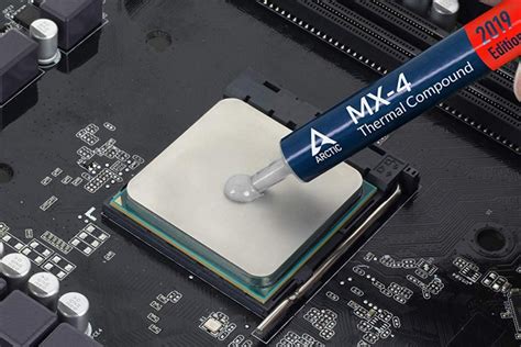Esquema de cómo funciona la pasta térmica entre la CPU y el disipador