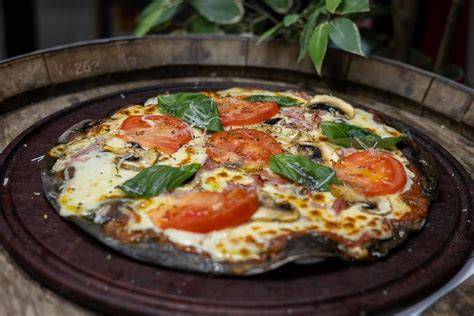 Fachada de Pizza Negra en Zaragoza