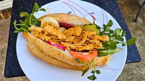 Panes con pollo salvadoreños
