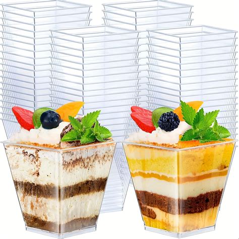 Variedad de vasos para postres