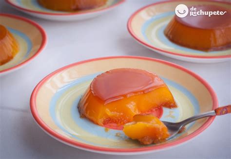Tarta de tocinillo de cielo con capas de bizcocho y nata