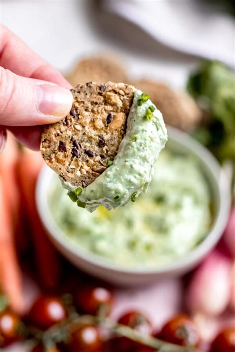 Dip de ricotta con verduras frescas