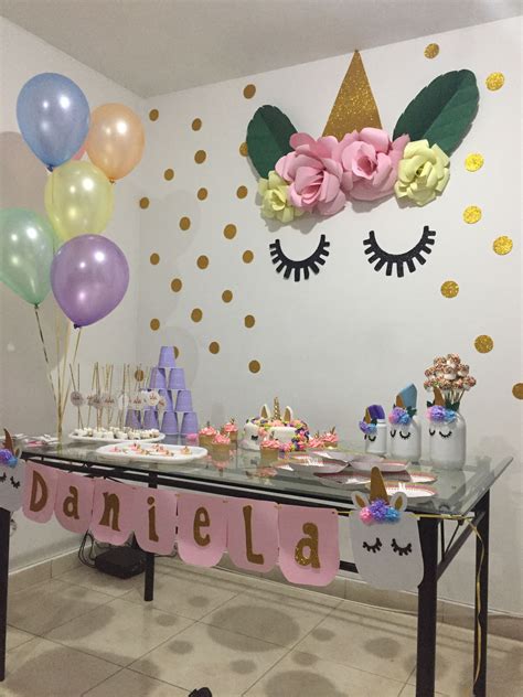Accesorios para la decoración de fiestas de unicornio