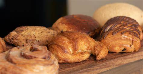 pan dulce recién horneado y esponjoso