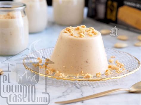Panna Cotta de turrón individual con decoración