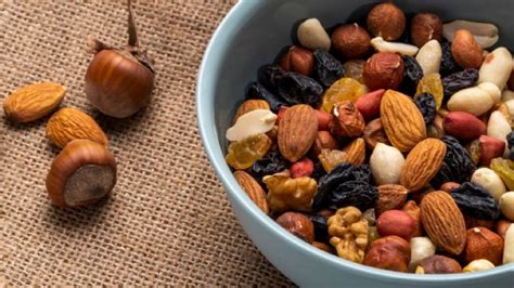 Ingredientes básicos para garrapiñar frutos secos