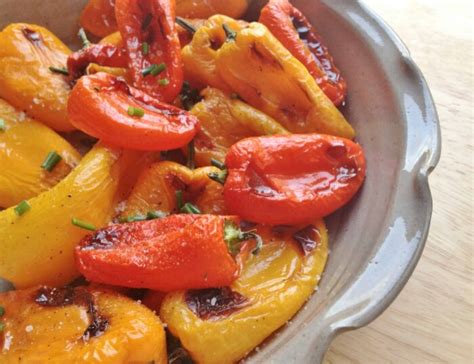 Pimientos asados aliñados con vinagreta de comino
