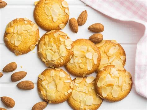 Galletas de almendra recién horneadas con Thermomix