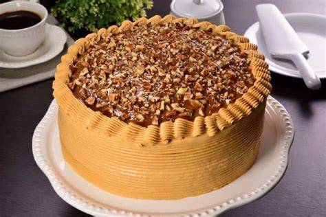 Torta húmeda de dulce de leche y café