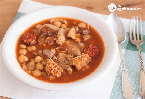Plato de callos a la gallega humeante