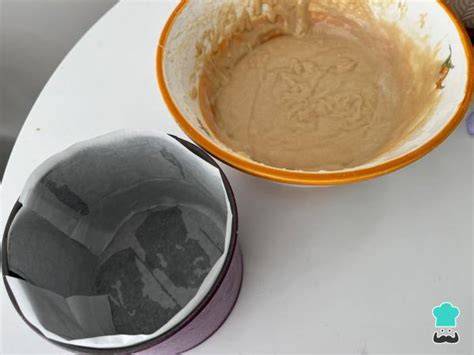 Preparación de la masa de bizcocho para tarta Guinness