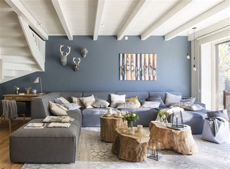Diseño de interiores con azul y blanco