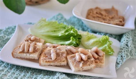 Crema de atún para untar con pan tostado