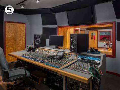 Fotografía de Marea y Fito en el estudio de grabación