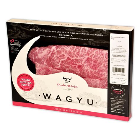 Sección de carnicería de Alcampo con la carne Wagyu