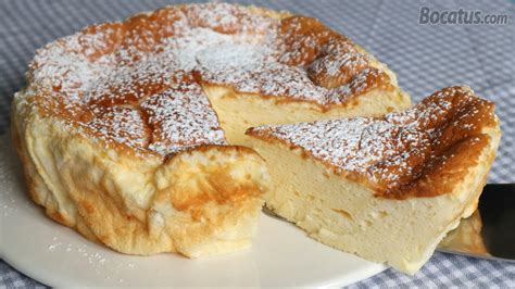 tarta de manzana con yogur decorada con láminas de fruta