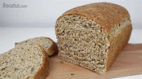 pan de molde integral casero recién horneado