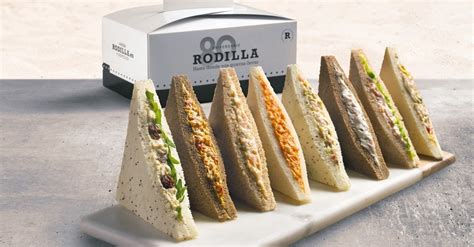 Variedad de sándwiches Rodilla